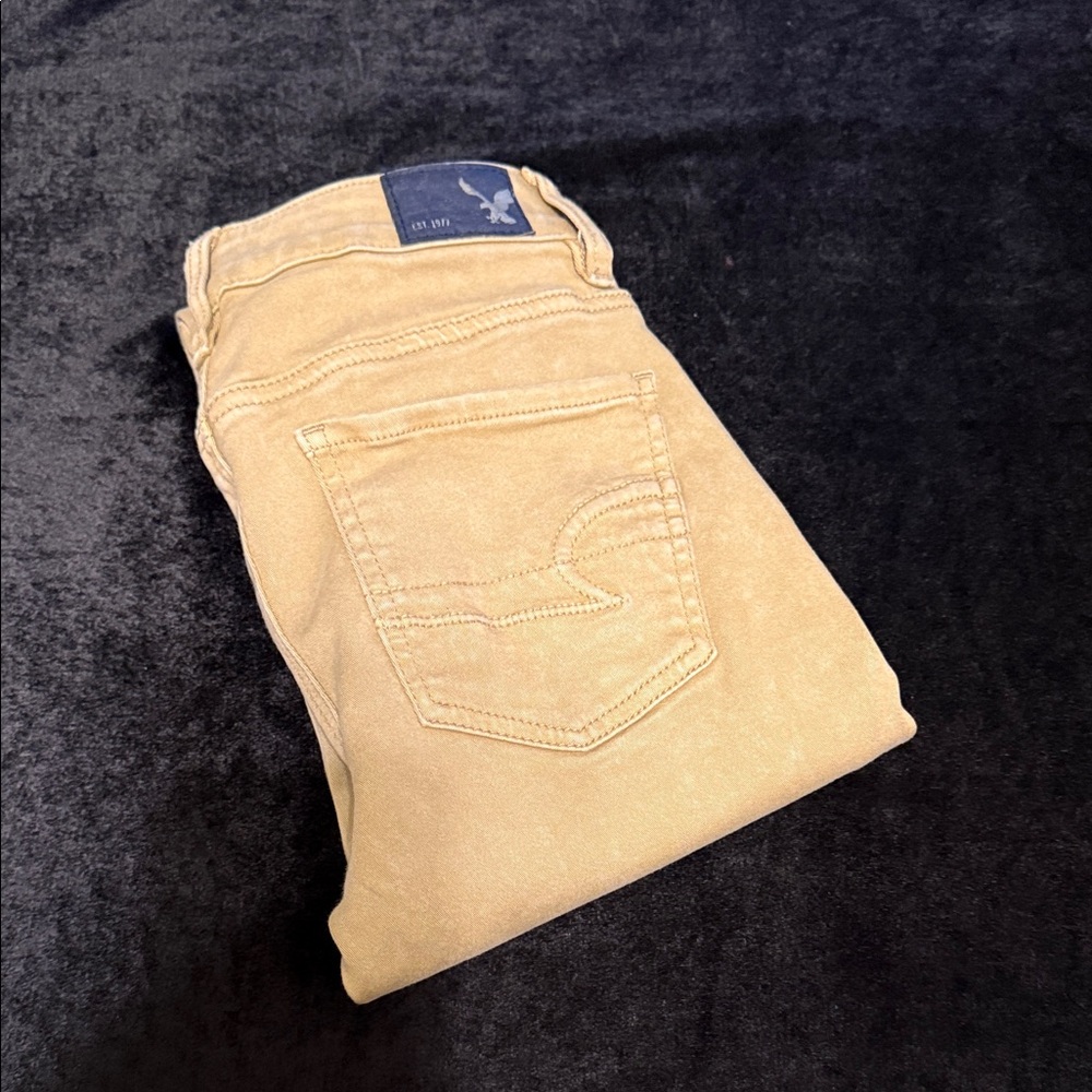American Eagle Outfitters (AEO) Tan High Rise Denim Jeggings Size 0